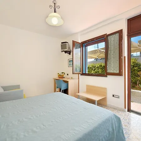 La Capannina 4* Procida