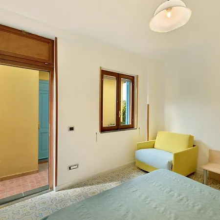 Bed & Breakfast La Capannina Procida