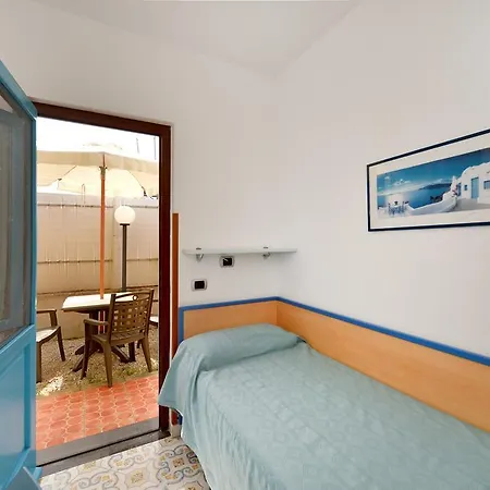 לינה וארוחת בוקר La Capannina