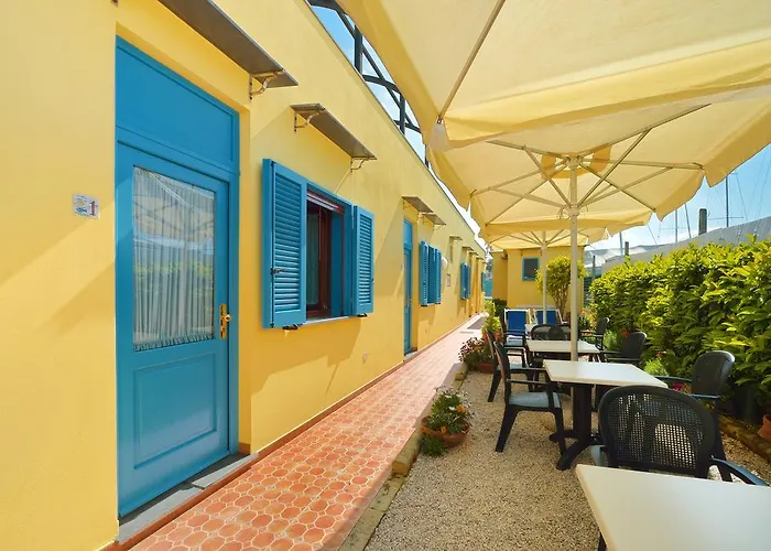 La Capannina Bed & Breakfast 4*